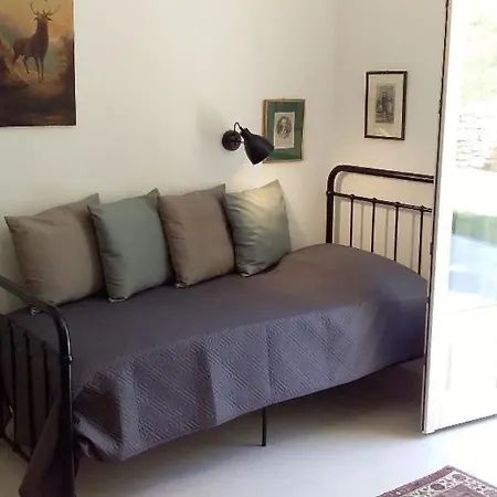 Apartmentsgarda - Ca' Capre بيت للعطل