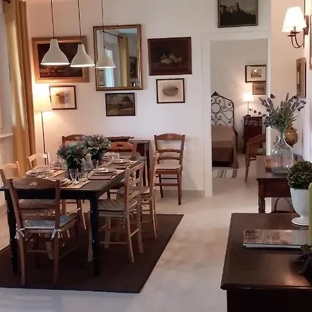Apartmentsgarda - Ca' Capre بيت للعطل غارْدا