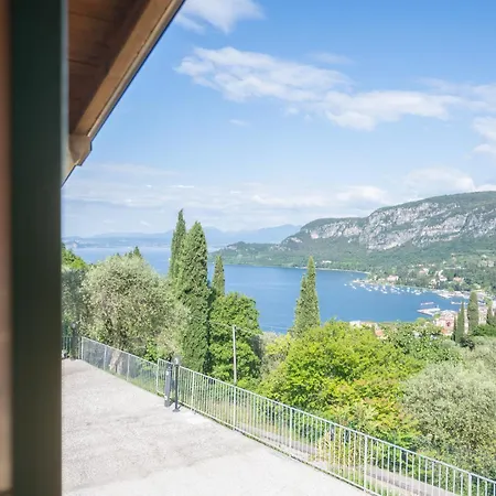Apartmentsgarda - Ca' Capre بيت للعطل *