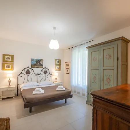 Capre Semesterbostad Garda (Verona)