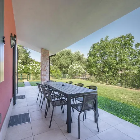 Capre Semesterbostad Garda (Verona)